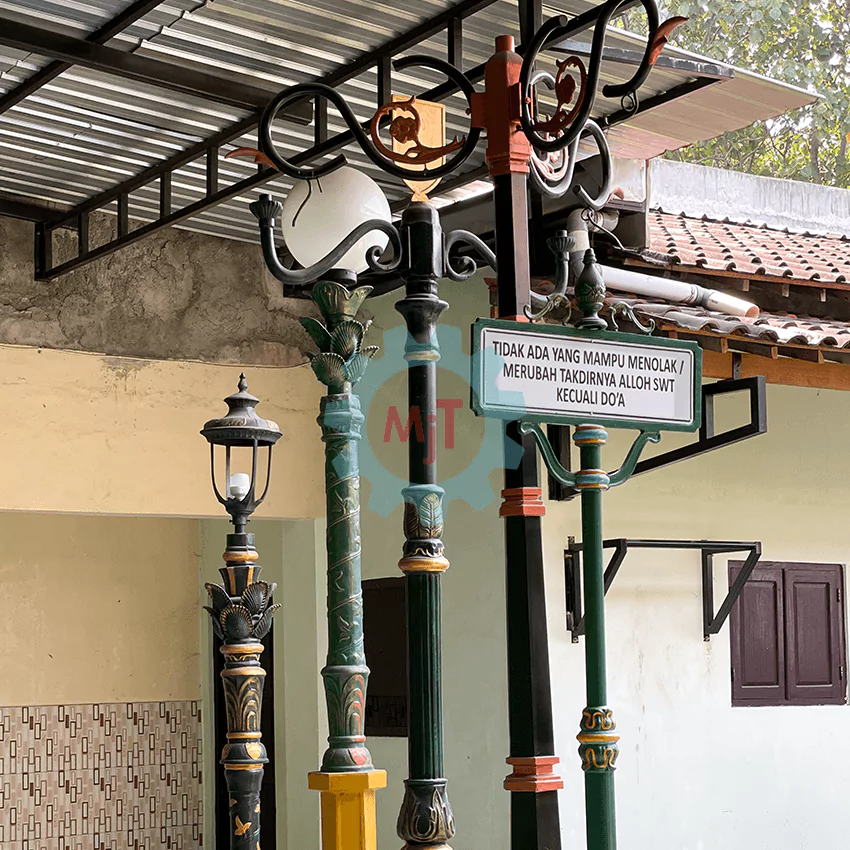 Jasa pembuatan Tiang Lampu Jalan dan Penerangan Jalan Umum secara custom terbaik dan termurah di Klaten